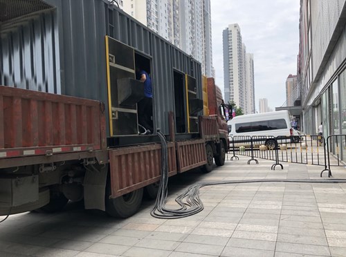 双湖低温环境下，柴油发电机组电池充满电的具体时间受哪些因素影响？